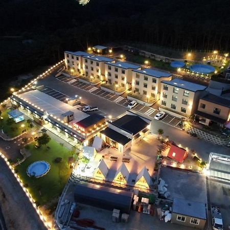 Epop Resort Building A Chuncheon Exteriör bild